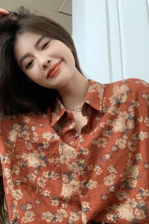 2023 Summer Vintage Floral Short Sleeve Shirt for Women - Loose Versatile Hawaiian Beach Top, Hong Kong Style