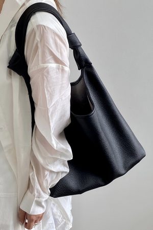 2023 Women's Retro Large Capacity Tote Bag - Stylish Handheld & Shoulder Bag for Commuting and Classes