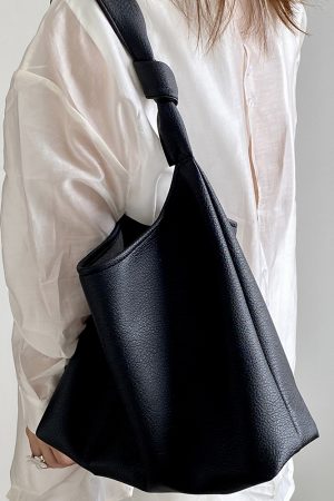 2023 Women's Retro Large Capacity Tote Bag - Stylish Handheld & Shoulder Bag for Commuting and Classes