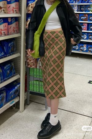 2024 Summer Slim-Fit Checkered Bodycon Mermaid Midi Skirt - American Retro Plaid for Women