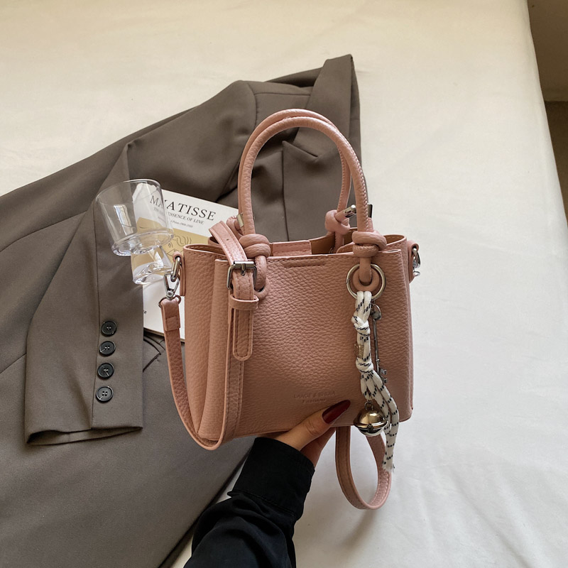 2025 High-End Korean Style Bucket Bag - Trendy Casual Shoulder & Versatile Crossbody Bag for Fashion Lovers 2025 High-End Korean Style Bucket Bag - Trendy Casual Shoulder & Versatile Crossbody Bag for Fashion Lovers