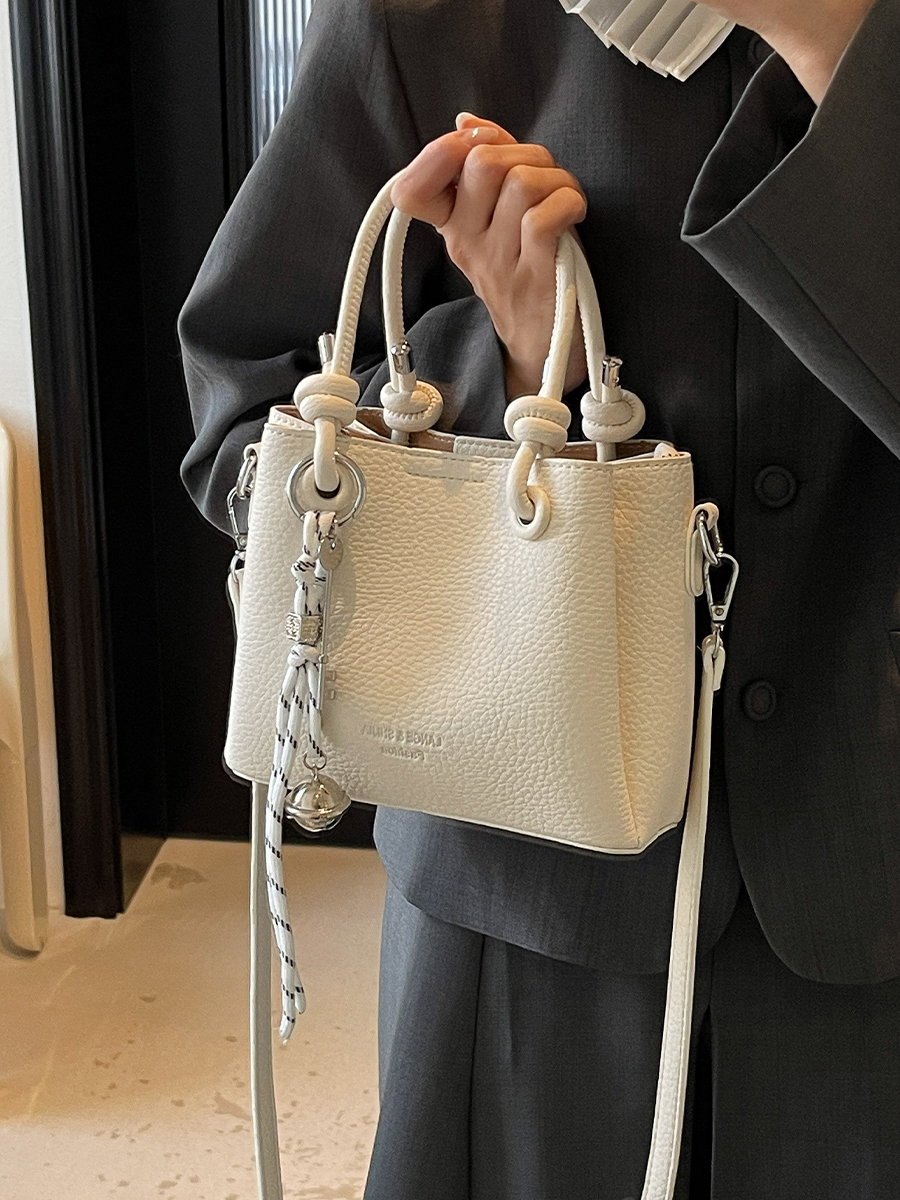 2025 High-End Korean Style Bucket Bag - Trendy Casual Shoulder & Versatile Crossbody Bag for Fashion Lovers 2025 High-End Korean Style Bucket Bag - Trendy Casual Shoulder & Versatile Crossbody Bag for Fashion Lovers