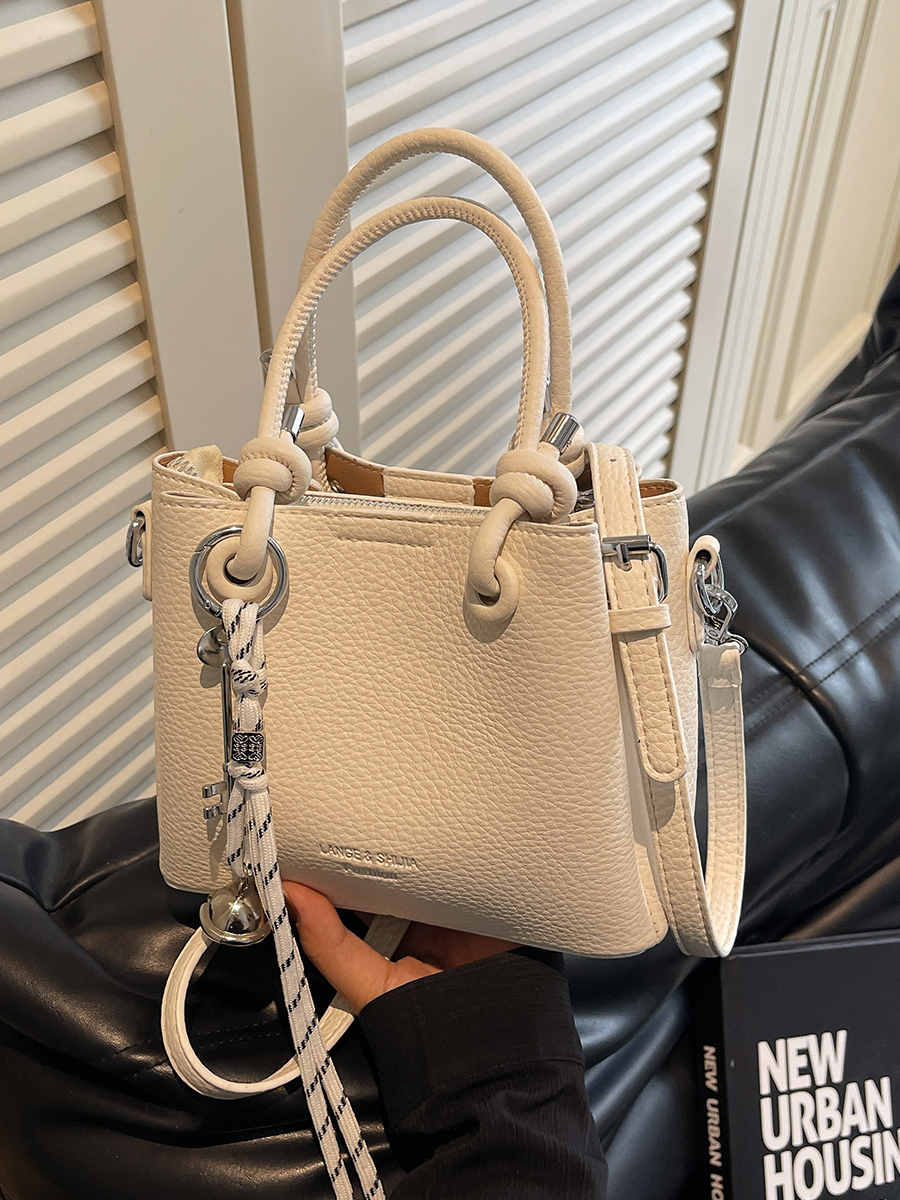 2025 High-End Korean Style Bucket Bag - Trendy Casual Shoulder & Versatile Crossbody Bag for Fashion Lovers 2025 High-End Korean Style Bucket Bag - Trendy Casual Shoulder & Versatile Crossbody Bag for Fashion Lovers