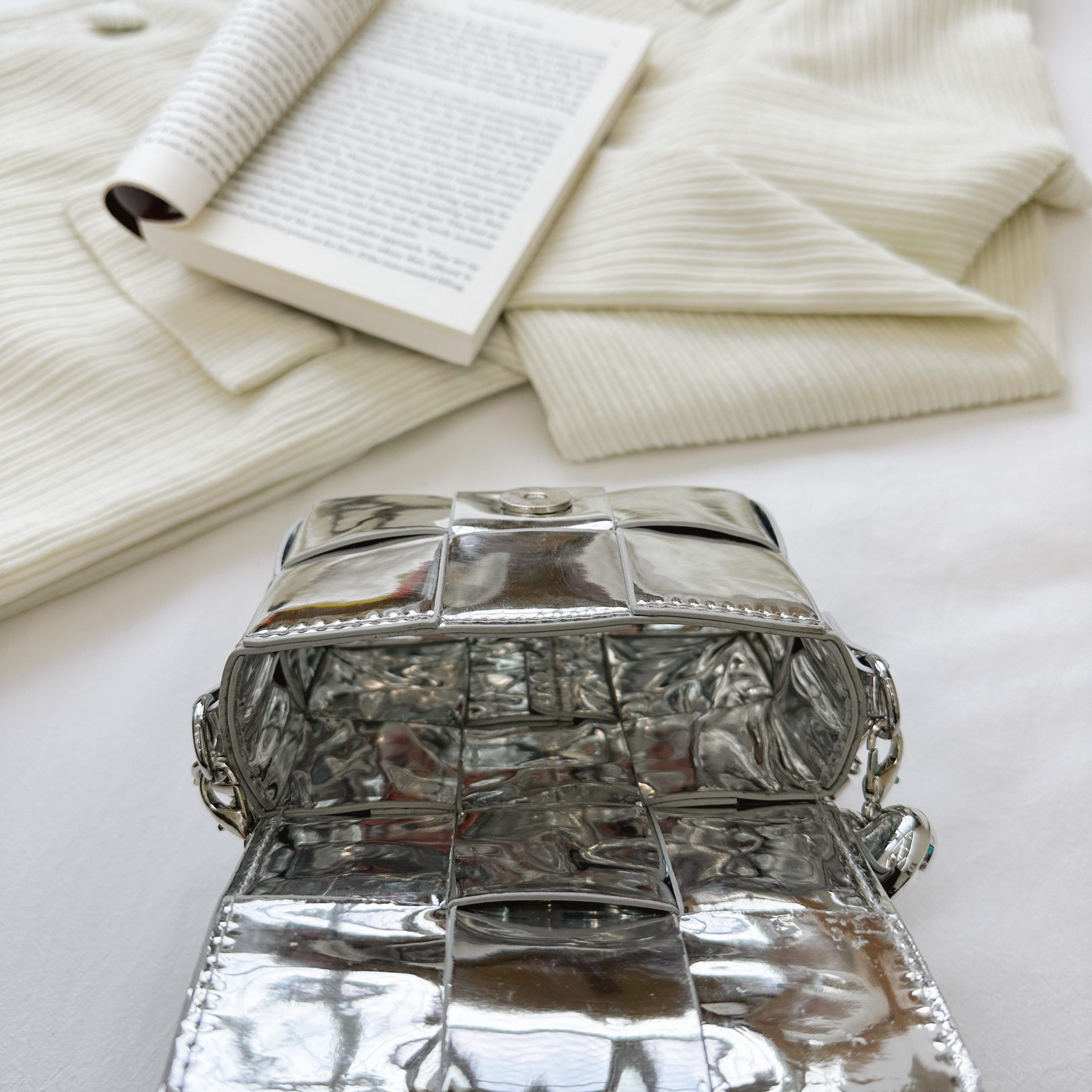 2025 Summer Silver Diagonal Mini Crossbody Bag for Women - Trendy Chain Handbag for Lipstick and Essentials 2025 Summer Silver Diagonal Mini Crossbody Bag for Women - Trendy Chain Handbag for Lipstick and Essentials