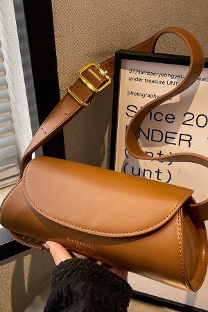 2025 Trendy Retro Crossbody Small Bag - Women's High-End Baguette Underarm Shoulder Bag