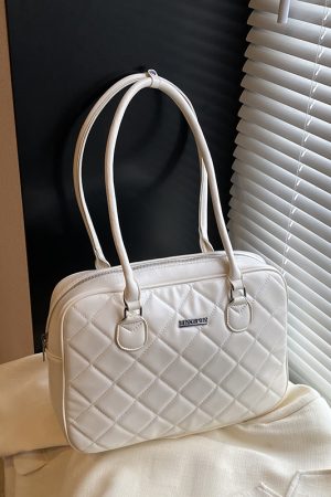 2025 Winter Women's Minimalist Diamond-Patterned Handheld Travel Bag, Chic Shoulder Bag, High-End Underarm Style