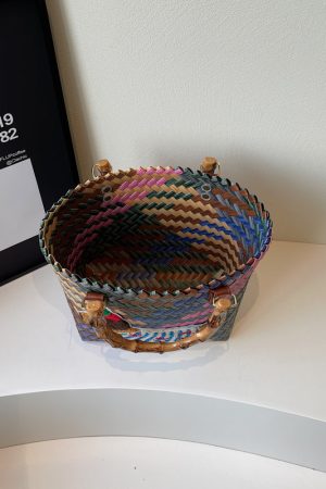 2025 Women's Handheld Bamboo Joint Beach Bag - Color-Blocking Woven Travel Basket for Shopping & Summer Style