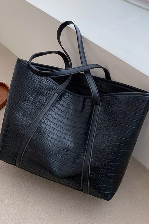 2025 Women's High-End Large Capacity Tote Bag - Versatile Commuting Shoulder Bag for Autumn and Winter Fashion