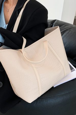 2025 Women's High-End Large Capacity Tote Bag - Versatile Commuting Shoulder Bag for Autumn and Winter Fashion