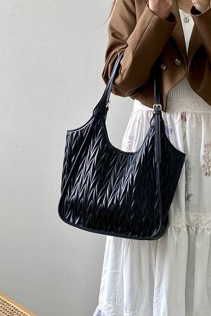 2025 Women's High-End Simple Shoulder Tote Bag - Large Capacity Commuter Bag for Everyday Fashion