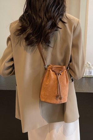 2025 Women's High-End Summer Drawstring Bucket Bag - Chic Shoulder Crossbody Phone Bag for Fashionable Outings