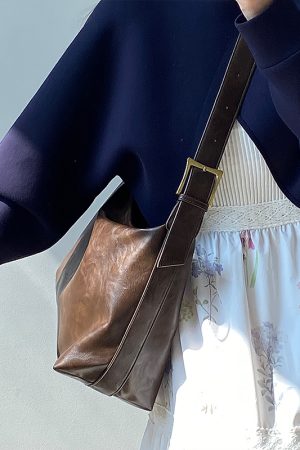 2025 Women's Korean Style Literary Retro Tote Bag - Large Capacity Commuter Shoulder & Crossbody Bag