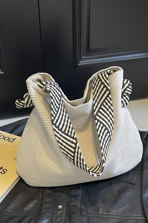 2025 Women's Large-Capacity Single-Shoulder Velvet Tote Bag - Versatile Commuting Bag for Spring and Summer Lazy Style