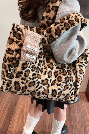2025 Women's Plush Leopard Print Tote Bag - Fluffy Shoulder Bag with Large Capacity for Spring and Summer Fashion