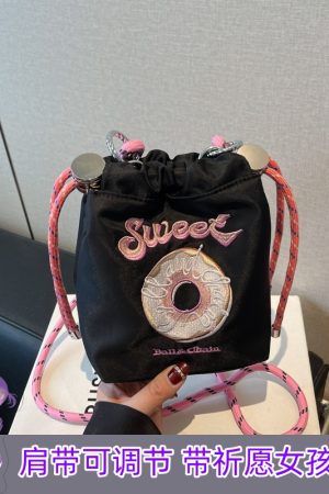 2025 Women's Summer Embroidered Donut Nylon Canvas Crossbody Bag with Zipper - Small Phone Purse for Everyday Use
