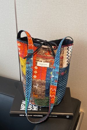 2025 Women's Summer Large Capacity Ethnic Style Bucket Bag - Versatile Crossbody Canvas Tote for Commuting & Everyday Use