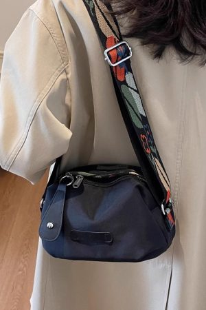 2025 Women's Summer Nylon Oxford Cloth Versatile Crossbody Shoulder Bag - Niche Design Commuter Style