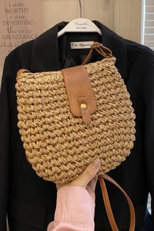 2025 Woven Small Crossbody Bag for Women - Versatile Beach Vacation Phone Bag, Niche Ins Style