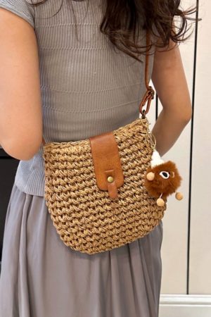 2025 Woven Small Crossbody Bag for Women - Versatile Beach Vacation Phone Bag, Niche Ins Style