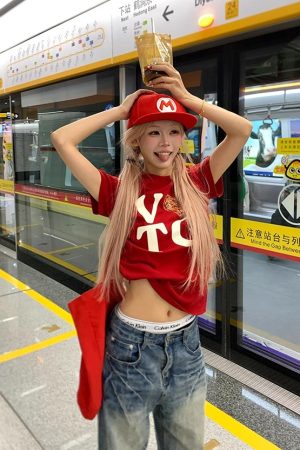 American Heart Letter Print Short Sleeve T-Shirt for Men and Women - Loose Fit Versatile Tee for Spring/Summer 2025