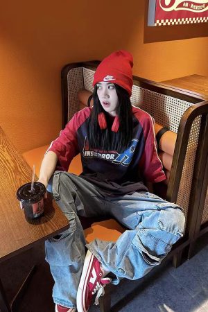 American Retro Distressed Letter Print Spliced Raglan Sleeve T-Shirt for Women - Loose Fit, Summer 2025, Casual Style