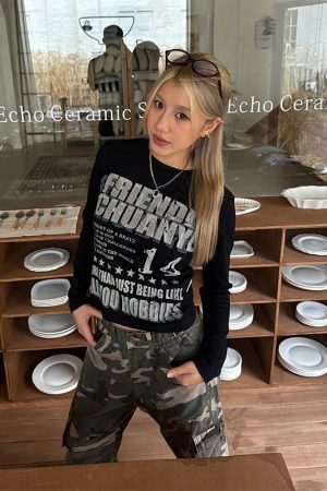 American Retro Distressed Printed Shoulder Short Sleeve Women's T-Shirt - Casual Summer Top, Y2K Style