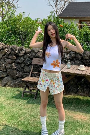 American Retro Floral Slim-Fit Mini Skirt for Women â€“ Elegant Body-Hugging Pencil Skirt in Sexy Style