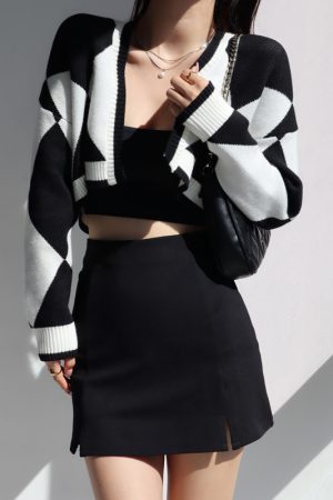 American Retro Girl Diamond Knit Cardigan - Short Loose Slimming V-Neck Long Sleeve Sweater Shawl Coat for Y2K Style