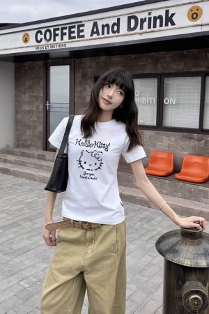 American Retro Hello Kitty Cartoon Printed Short-Sleeve T-Shirt for Women - Slim Fit Summer Style, Flattering Niche Design