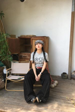 American Retro Letter Print Round Neck Short Sleeve T-Shirt for Women - Summer Slim Fit Waist-Cinching Trendy Top