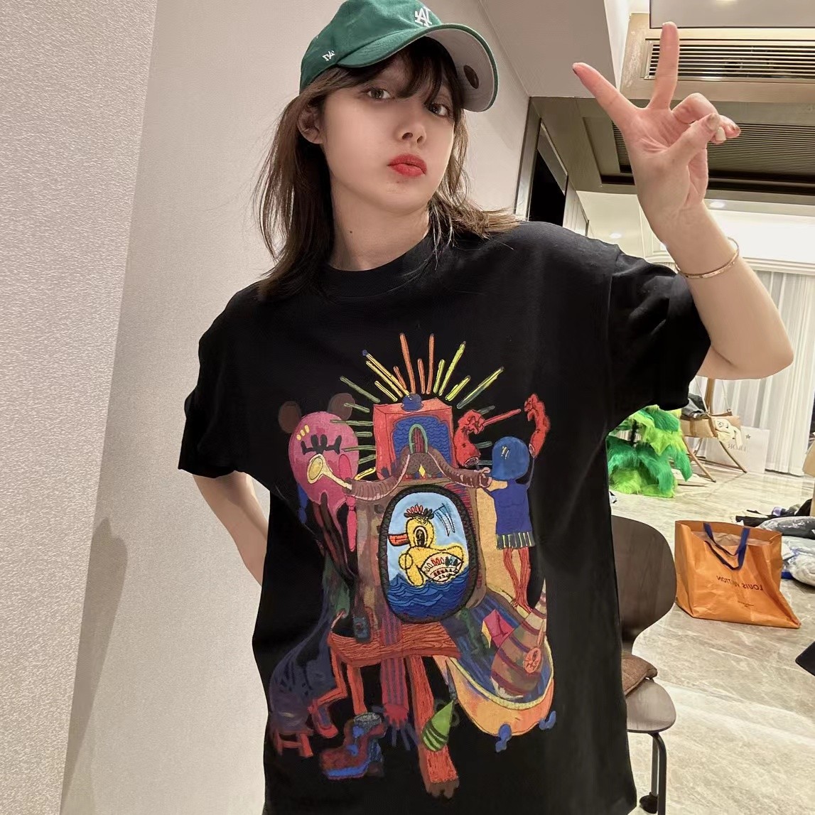 American Retro Loose-Fitting Pure Cotton Short-Sleeve T-Shirt for Women, Plus Size, Casual Versatile Style - Y2K Inspired American Retro Loose-Fitting Pure Cotton Short-Sleeve T-Shirt for Women, Plus Size, Casual Versatile Style - Y2K Inspired