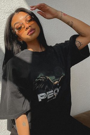 American Retro Oversized T-Shirt for Women - Short Sleeve Boyfriend Style Summer Top in Pure Desire Trend