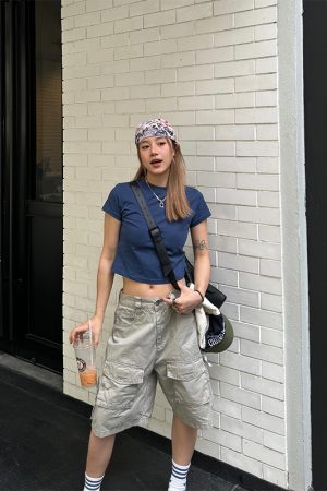 American Retro Short Sleeve Fitted Crop Top for Women - Solid Color Sexy Summer T-Shirt - Trendy Y2K Style