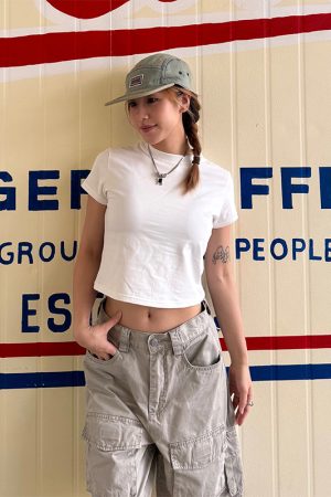 American Retro Short Sleeve Fitted Crop Top for Women - Solid Color Sexy Summer T-Shirt - Trendy Y2K Style