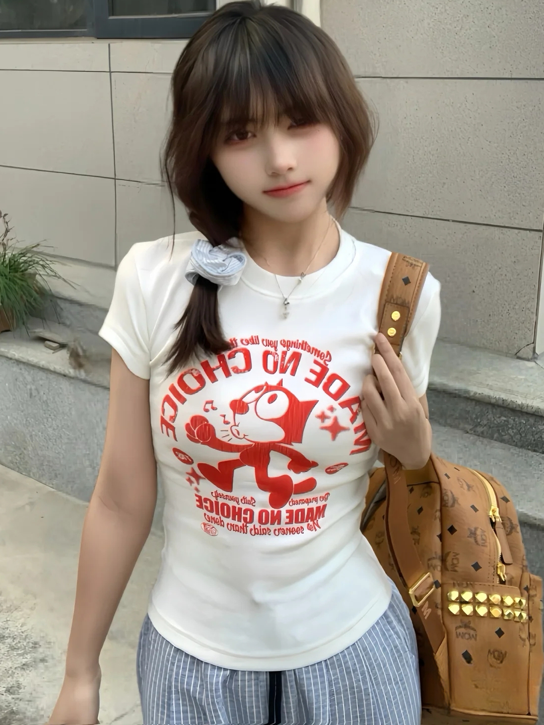 American Retro Slim-Fit Round Neck Cartoon Print T-Shirt for Women - Flattering Short Sleeve Summer 2025 Style American Retro Slim-Fit Round Neck Cartoon Print T-Shirt for Women - Flattering Short Sleeve Summer 2025 Style