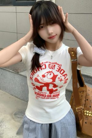American Retro Slim-Fit Round Neck Cartoon Print T-Shirt for Women - Flattering Short Sleeve Summer 2025 Style