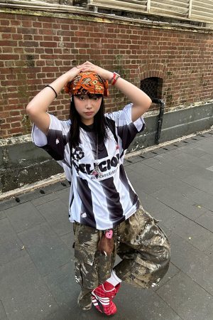 American Retro Striped Color-Blocking V-Neck Short Sleeve Jersey T-Shirt for Men and Women - Breathable Summer Sports Base Layer