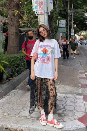 American Retro Vintage Sunrise Scenery White Short Sleeve T-Shirt for Women - Oversized Trendy Casual Top, Y2K Style