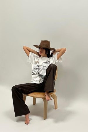 American Retro Vintage White Short Sleeve T-Shirt for Women, Niche Loose Fit Half Sleeve Top, Trendy 90s Style