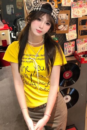 American Retro Yellow Letter Print Cropped Short-Sleeve T-Shirt for Women, Summer Slim Fit, Spicy Girl Style