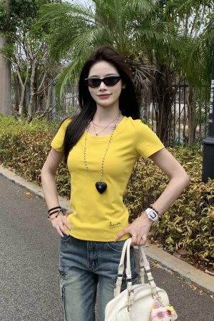 American Style Short Sleeve T-Shirt for Women - Pure Desire Slim Fit Round Neck Top - Versatile Spring Summer 2025 Fashion