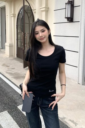 American Style Short Sleeve T-Shirt for Women - Pure Desire Slim Fit Round Neck Top - Versatile Spring Summer 2025 Fashion