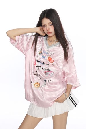 American V-Neck Lace-Trim Short Sleeve T-Shirt for Women - Summer Jersey Blokette Sports Top in Casual 90s Style