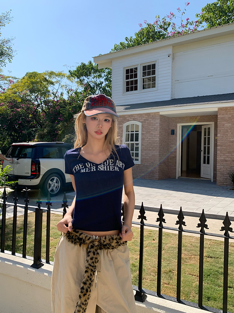 American Vintage Letter Print Short Sleeve T-Shirt for Women - Slim Fit Loose Top, Spring Summer 90s Casual Style American Vintage Letter Print Short Sleeve T-Shirt for Women - Slim Fit Loose Top, Spring Summer 90s Casual Style