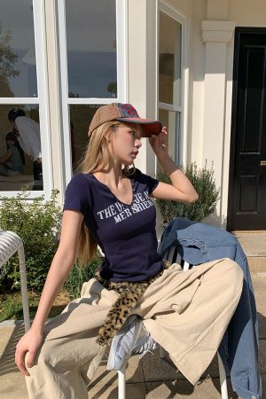 American Vintage Letter Print Short Sleeve T-Shirt for Women - Slim Fit Loose Top, Spring Summer 90s Casual Style