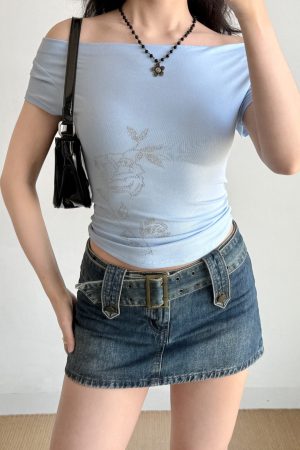 American Vintage Rhinestone Off-Shoulder Short Sleeve T-Shirt for Women - Summer Slim Fit Sexy Top in 90s Style
