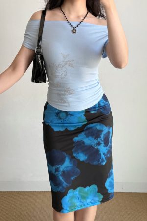 American Vintage Rhinestone Off-Shoulder Short Sleeve T-Shirt for Women - Summer Slim Fit Sexy Top in 90s Style