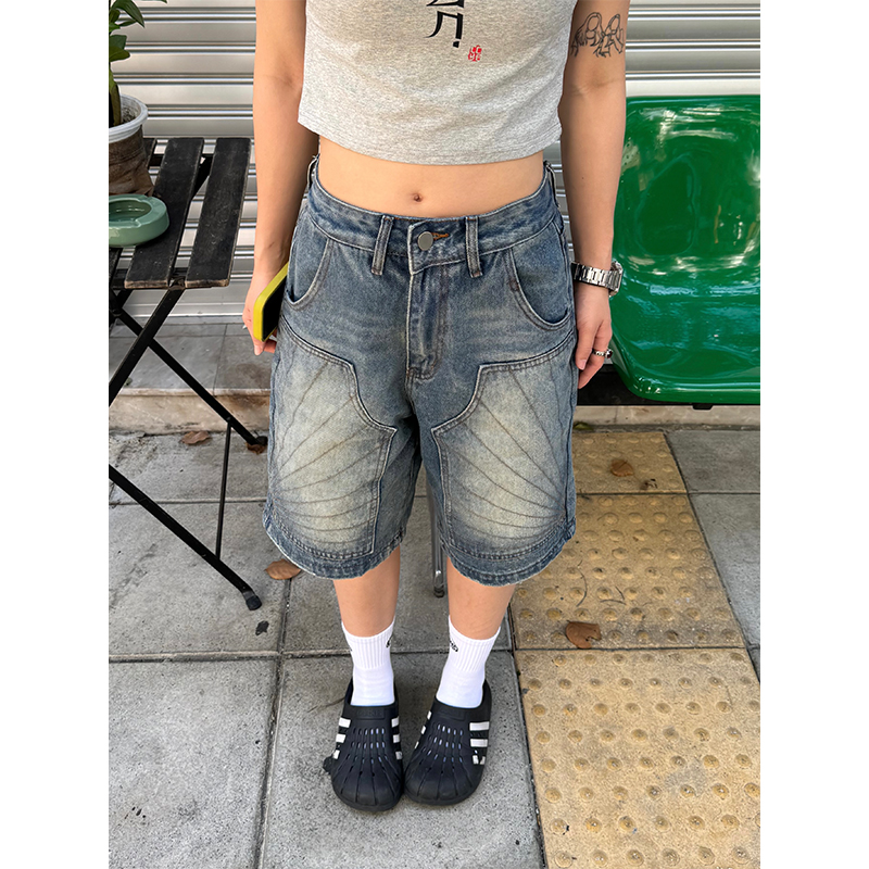 American Vintage Washed Denim Shorts for Men & Women - Retro Straight Cut Loose Five-Point Half Pants American Vintage Washed Denim Shorts for Men & Women - Retro Straight Cut Loose Five-Point Half Pants