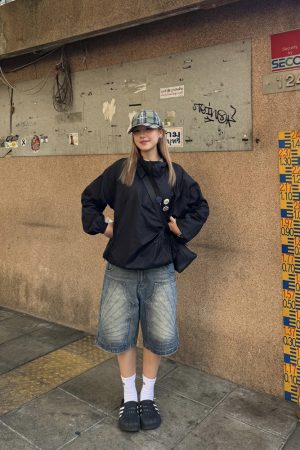 American Vintage Washed Denim Shorts for Men & Women - Retro Straight Cut Loose Five-Point Half Pants