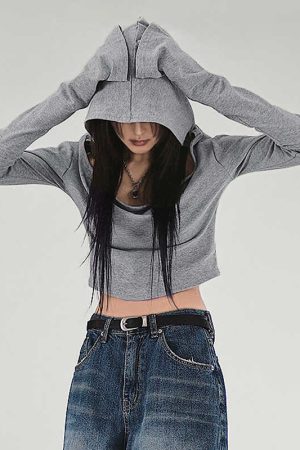 Ash Gray Off-Shoulder Hoodie T-Shirt for Women, Short Style Slim Fit, Versatile Cool Long Sleeve Top, Y2K Casual Fashion